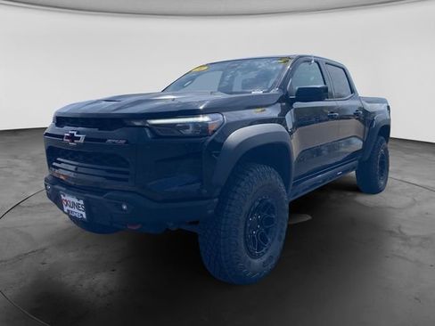 Used 2024 Chevrolet Colorado ZR2 w/ ZR2 Bison Edition AWD/4WD image 12