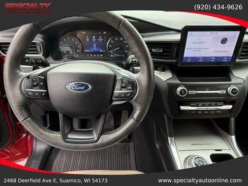 Used 2020 Ford Explorer XLT w/ Equipment Group 202A image 16