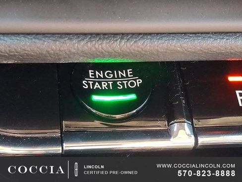 Certified 2023 Lincoln Corsair AWD w/ Equipment Group 101A image 21