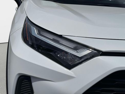 Certified 2025 Toyota RAV4 XLE AWD/4WD image 8