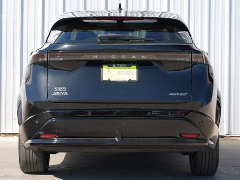 Used 2023 Nissan Ariya FWD image 10
