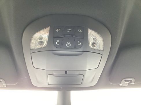 New 2027 Chrysler Pacifica Select AWD/4WD image 27