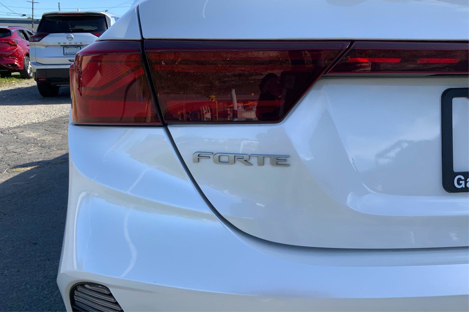 Used 2023 Kia Forte LXS w/ LXS Technology Package FWD image 23