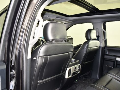 Used 2019 Ford F150 Lariat w/ Equipment Group 502A Luxury AWD/4WD image 55