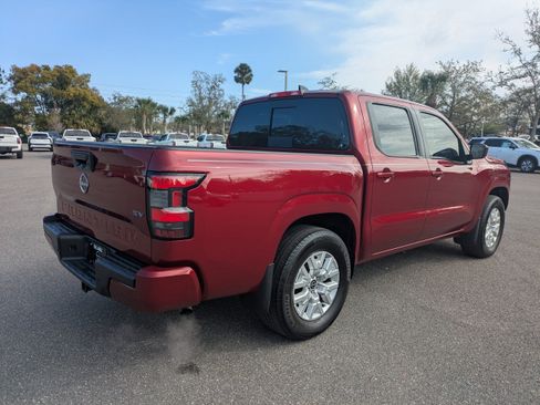Used 2024 Nissan Frontier SV w/ SV Convenience Package image 4