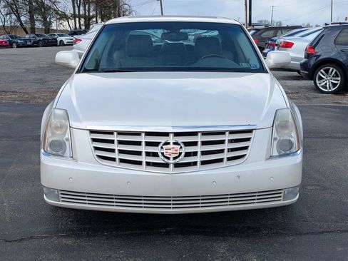 Used 2011 Cadillac DTS Premium FWD image 8