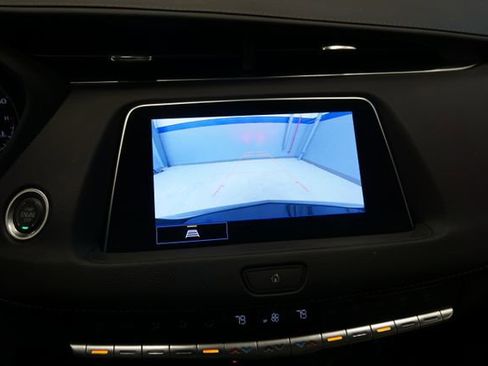 Used 2022 Cadillac XT4 Luxury w/ Cold Weather Package image 23