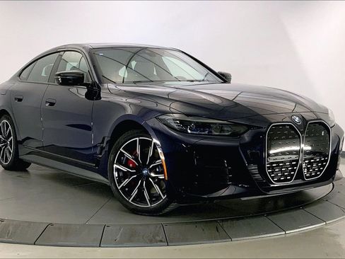 Certified 2023 BMW i4 eDrive40 w/ M Sport Package RWD image 31
