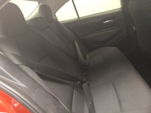 Used 2021 Toyota Corolla LE FWD image 19