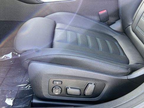 Used 2026 BMW M440i w/ Premium Package RWD image 17