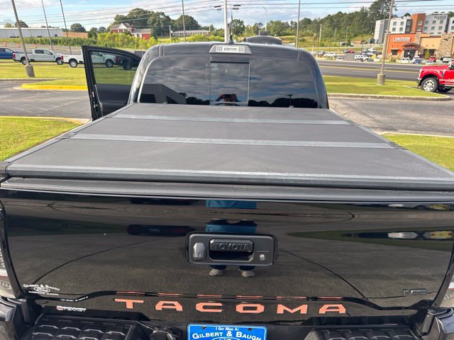Used 2021 Toyota Tacoma TRD Sport w/ Technology Package AWD/4WD image 21