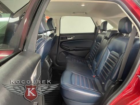 Used 2023 Ford Edge SEL AWD/4WD image 20