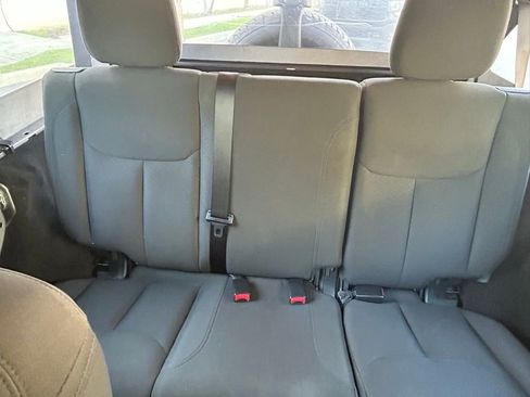 Used 2017 Jeep Wrangler Unlimited Sport image 13