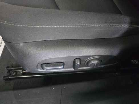 Used 2023 Chevrolet Malibu LT FWD image 18
