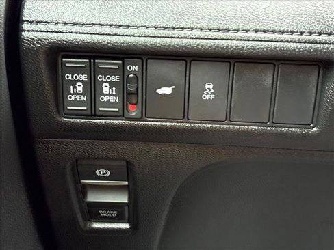 Used 2025 Honda Odyssey Sport-L image 17