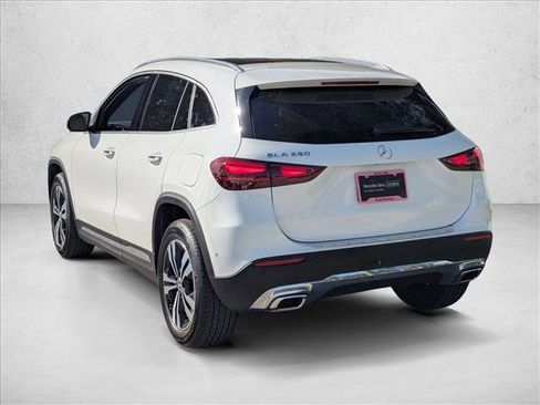 Certified 2025 Mercedes-Benz GLA 250 image 8