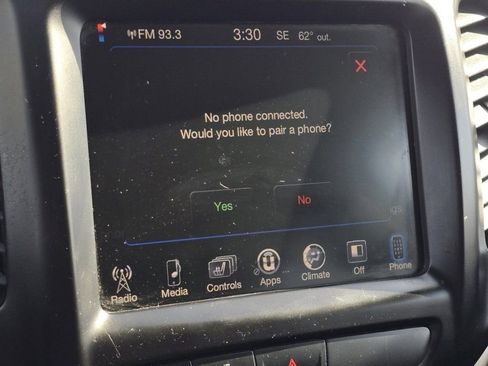 Used 2016 Jeep Cherokee Latitude w/ Safety/Convenience Group image 5