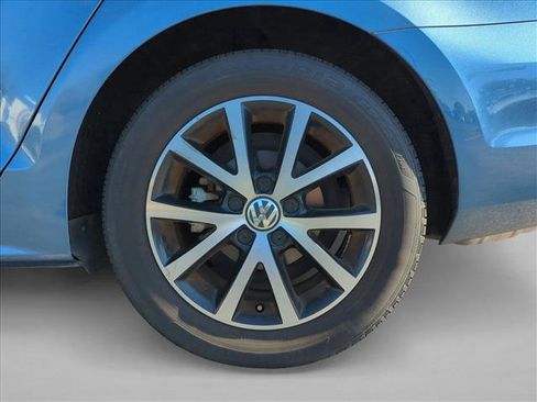 Used 2016 Volkswagen Jetta SE image 13