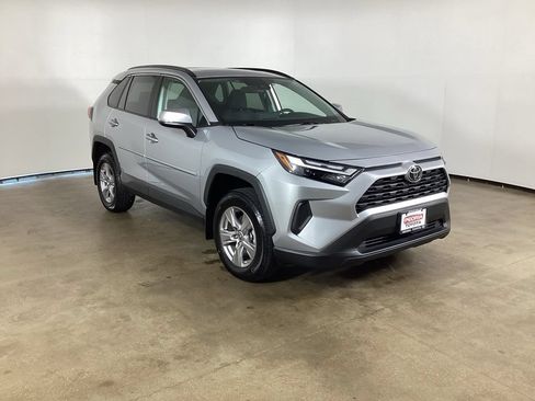 Used 2024 Toyota RAV4 XLE w/ Convenience Package AWD/4WD image 4