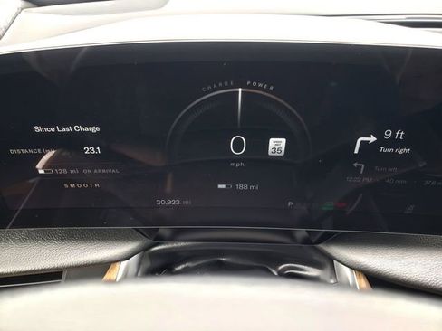 Used 2023 Lucid Air Touring image 11