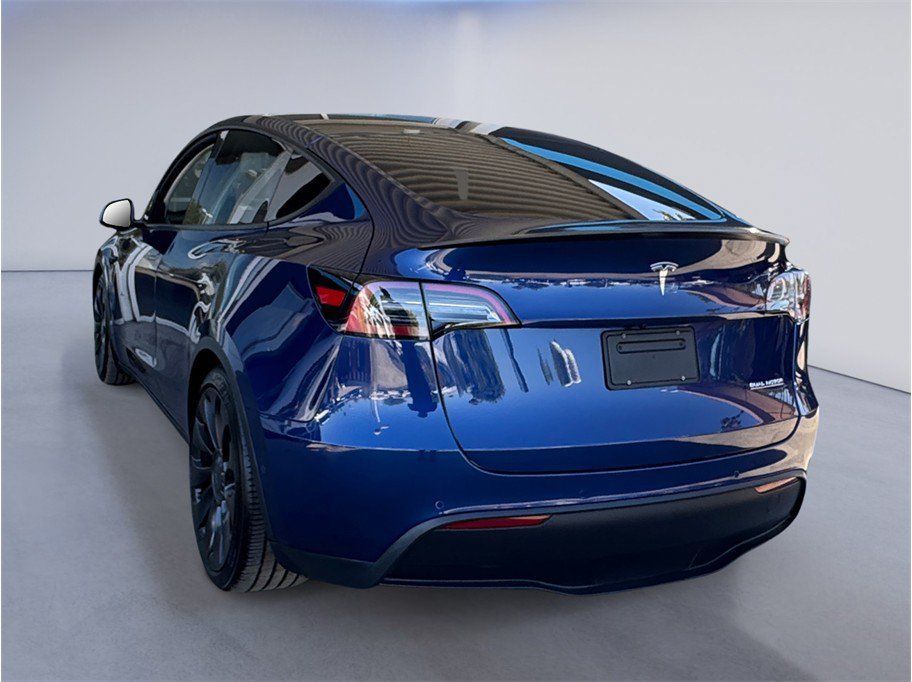 Used 2022 Tesla Model Y Performance AWD/4WD image 4