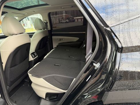 Certified 2022 Hyundai Tucson Limited w/ Winter Package image 28