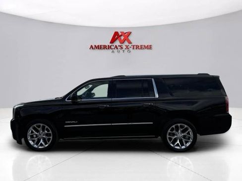 Used 2018 GMC Yukon XL Denali w/ Denali Ultimate Package AWD/4WD image 2