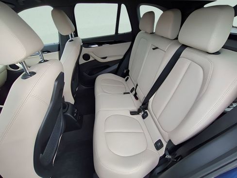 Used 2021 BMW X1 sDrive28i image 13