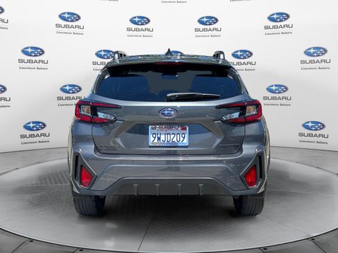 Used 2026 Subaru Crosstrek 2.5i Limited AWD/4WD image 4