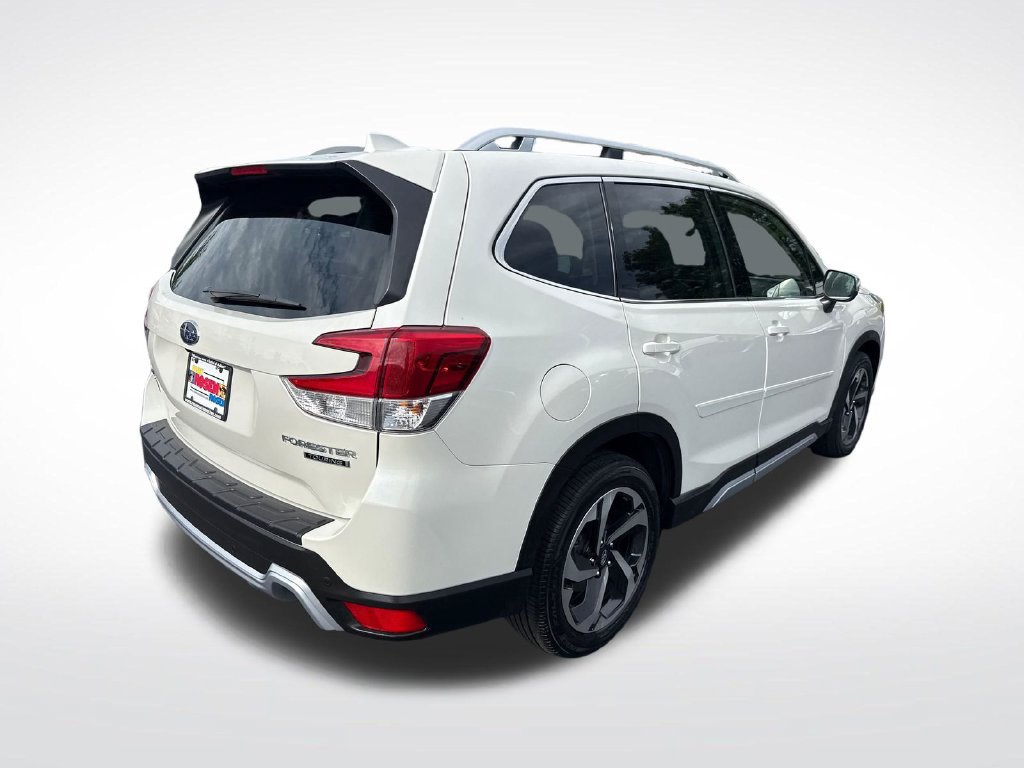Used 2023 Subaru Forester Touring w/ Popular Package #2 AWD/4WD image 5