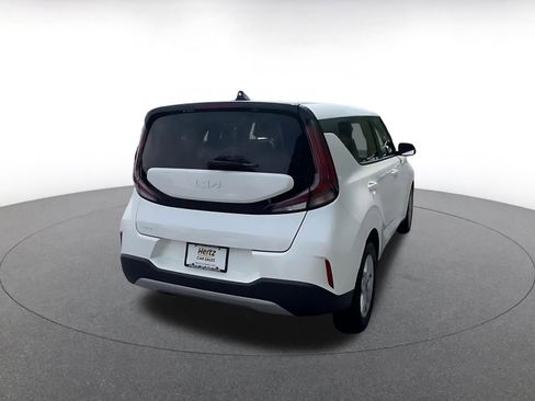 Used 2025 Kia Soul LX w/ LX Technology Package image 14