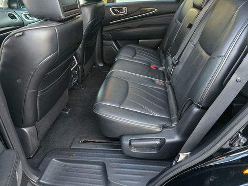Used 2013 INFINITI JX35 AWD w/ Premium Pkg image 9