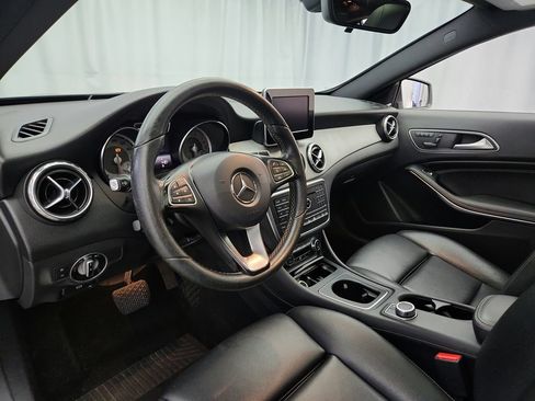 Used 2017 Mercedes-Benz GLA 250 4MATIC image 10