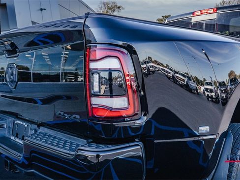 Used 2024 RAM 3500 Laramie w/ Night Edition image 13