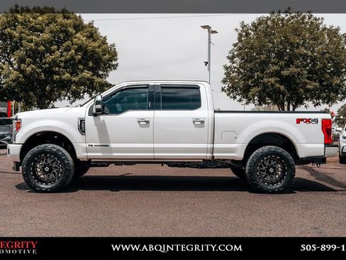 Used 2018 Ford F250 Platinum w/ Platinum Ultimate Package AWD/4WD image 4