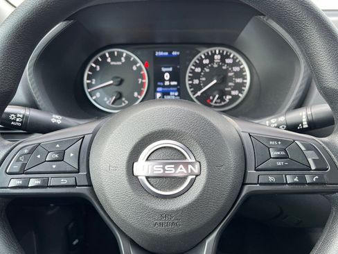 Used 2024 Nissan Sentra S image 29