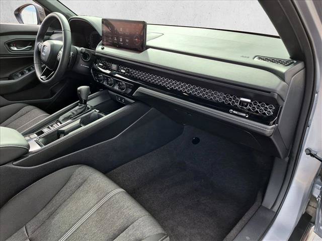 Used 2025 Honda Accord Sport image 28