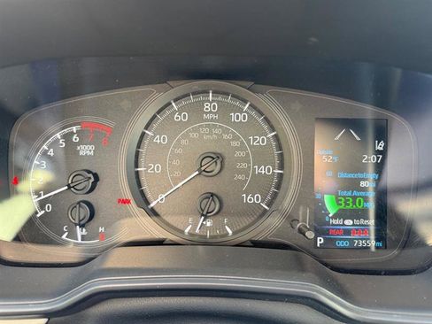 Used 2021 Toyota Corolla L image 12