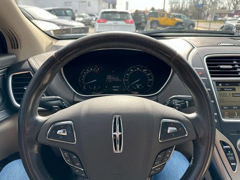 Used 2016 Lincoln MKX Select w/ Select Plus Package image 24