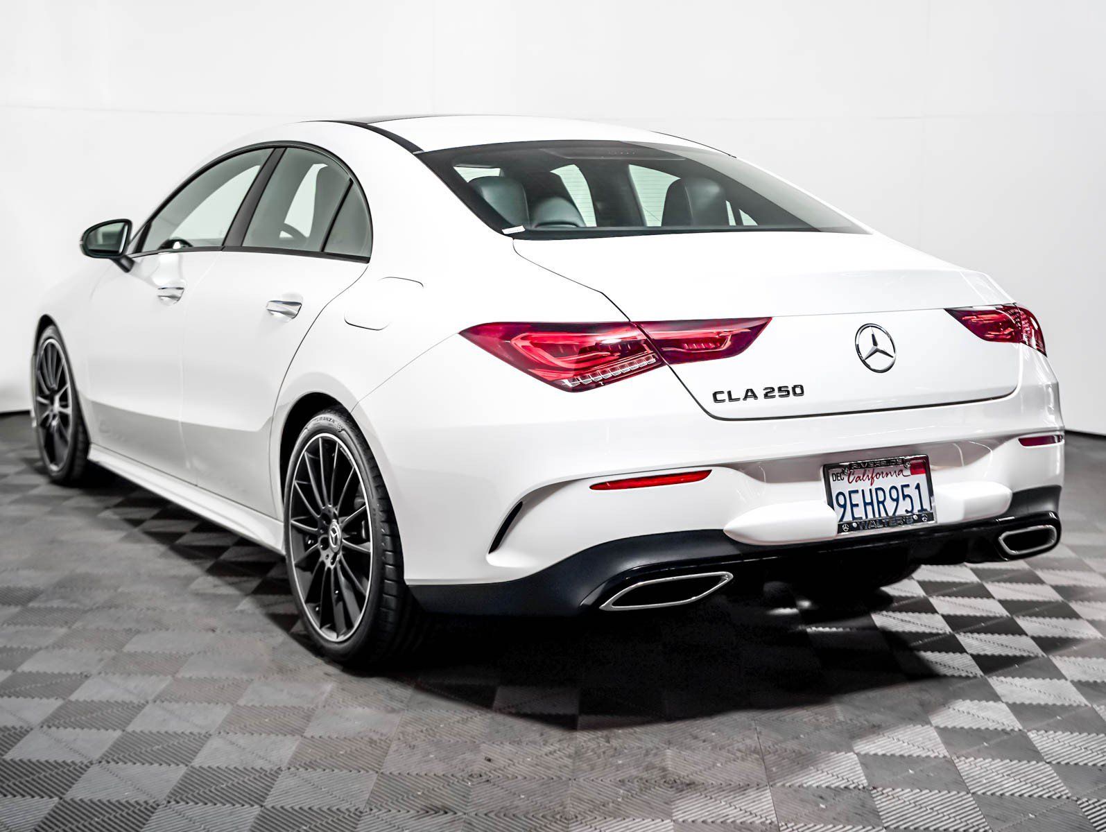 Certified 2023 Mercedes-Benz CLA 250 image 2
