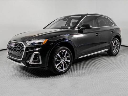 Used 2023 Audi Q5 2.0T Premium Plus w/ Premium Plus Package AWD/4WD image 2