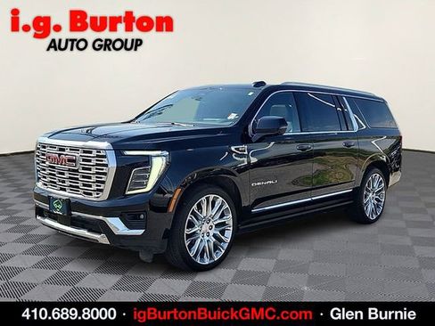 Certified 2025 GMC Yukon XL Denali w/ Denali Reserve Package AWD/4WD image 3