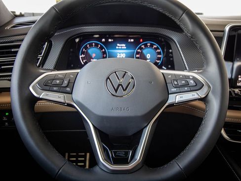 New 2026 Volkswagen Atlas Cross Sport SEL R-Line AWD/4WD image 39