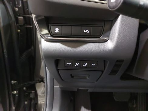 Used 2022 MAZDA CX-30 AWD 2.5 S w/ Premium Package image 27