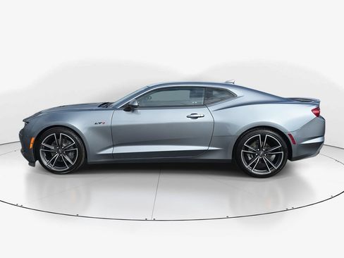 Used 2021 Chevrolet Camaro LT image 8