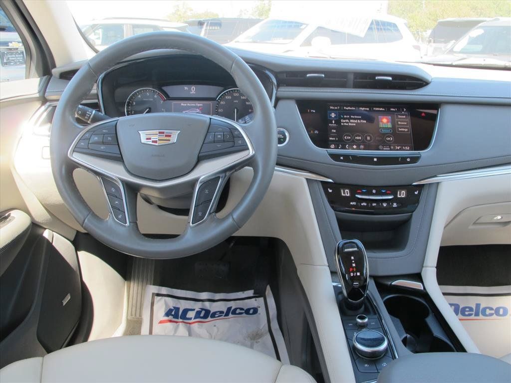 Used 2021 Cadillac XT5 Premium Luxury FWD image 21