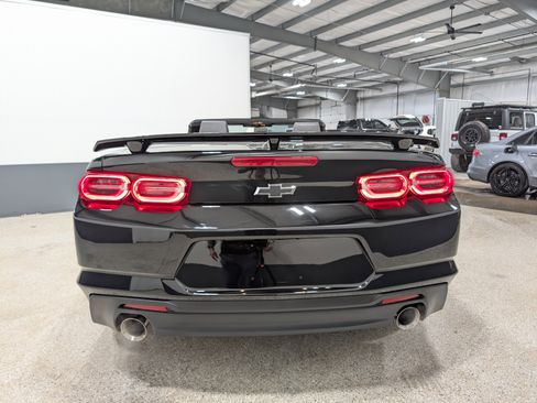 Used 2024 Chevrolet Camaro LT image 4