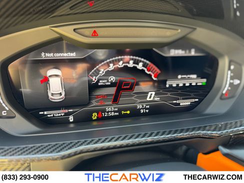 Used 2022 Lamborghini Urus image 24