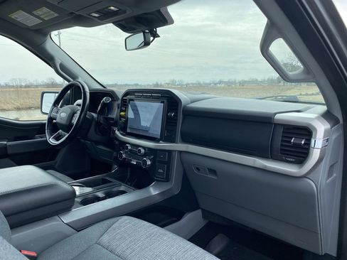 Used 2021 Ford F150 XLT w/ Equipment Group 302A High image 15