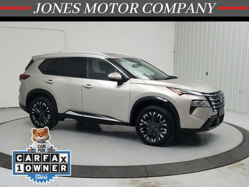 Used 2026 Nissan Rogue Platinum w/ Platinum Premium Package AWD/4WD image 1